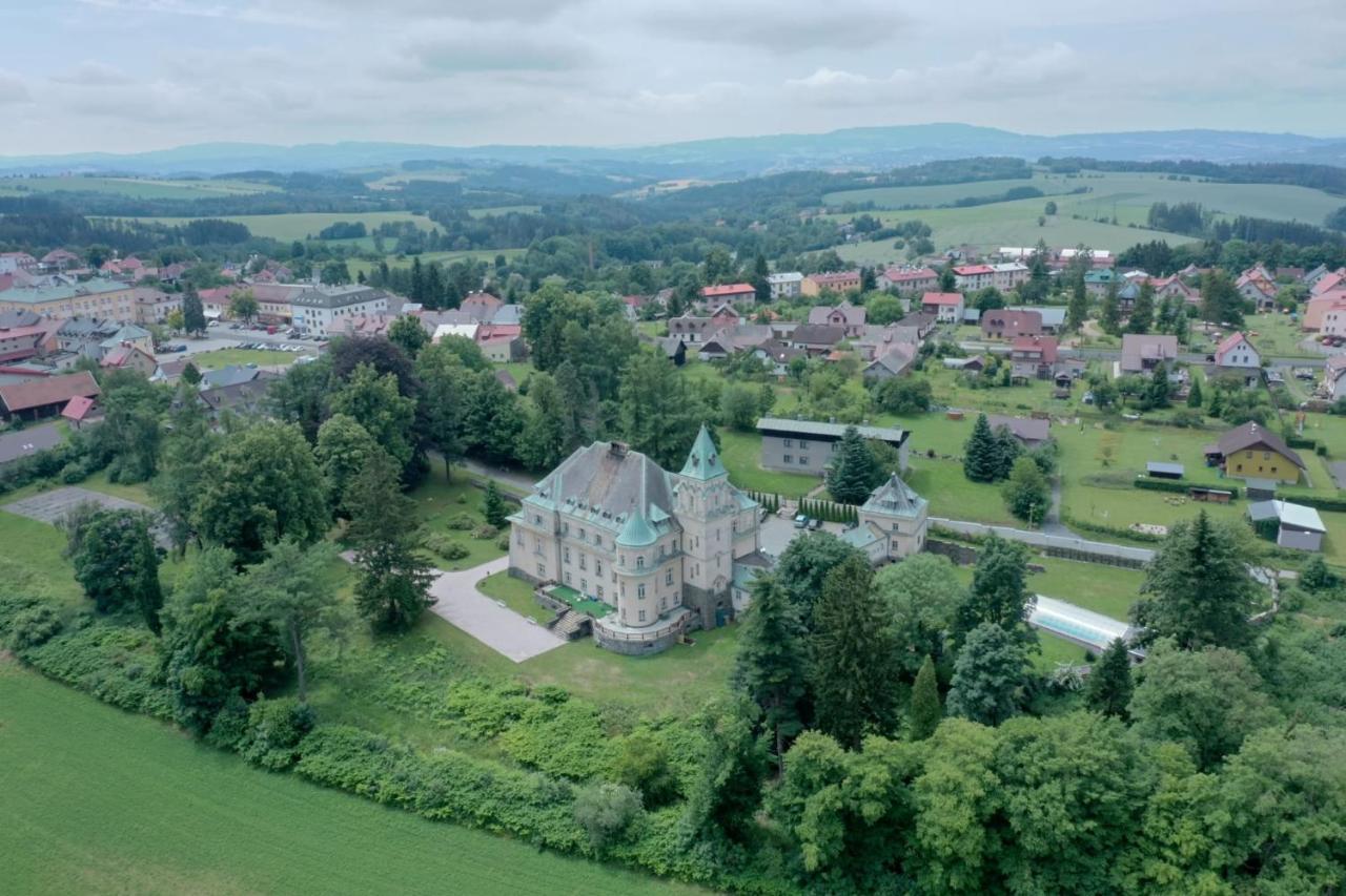 Hotel Vetrov Vysoké nad Jizerou Dış mekan fotoğraf